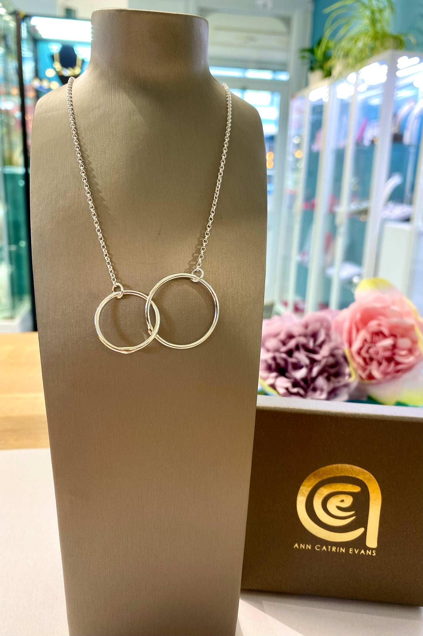 'Gwlith' Couple Pendant