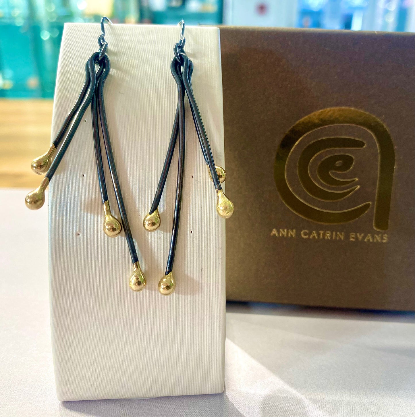 ‘Gwlith' drop Earrings