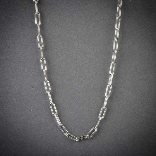 Annwn elegant paperclip chain