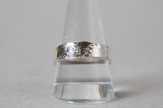 Amrwd Silver Ring